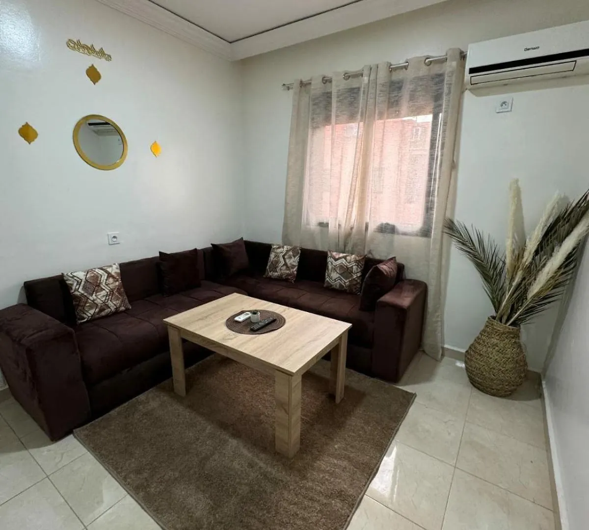 Beautiful Luxurious 2-Bedroom With Wi-Fi Gueliz, Marrakech Μαρακές